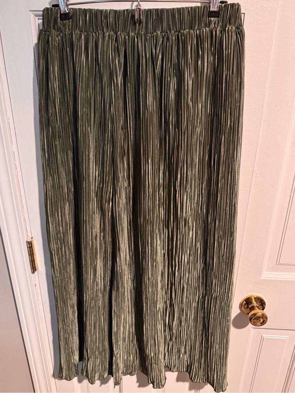Metallic Olive Sage Green Plissé Pleated Maxi Skirt with Side Slit M